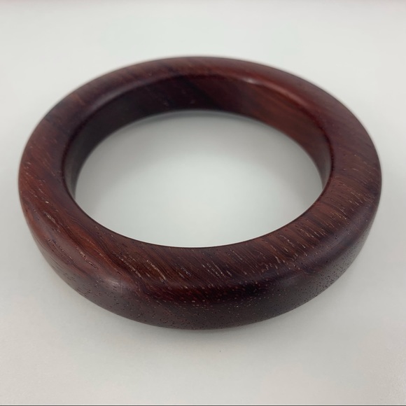 Handmade African Padauk Wooden Bangle Bracelet - Picture 7 of 16